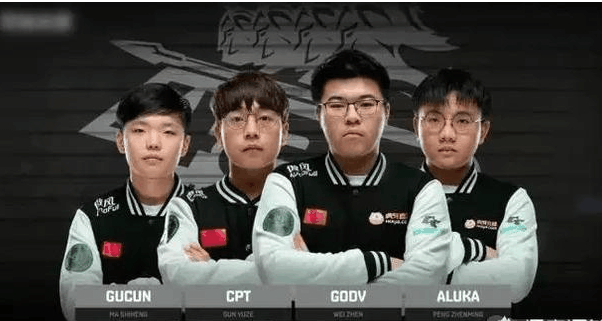 与此同时 与此同时