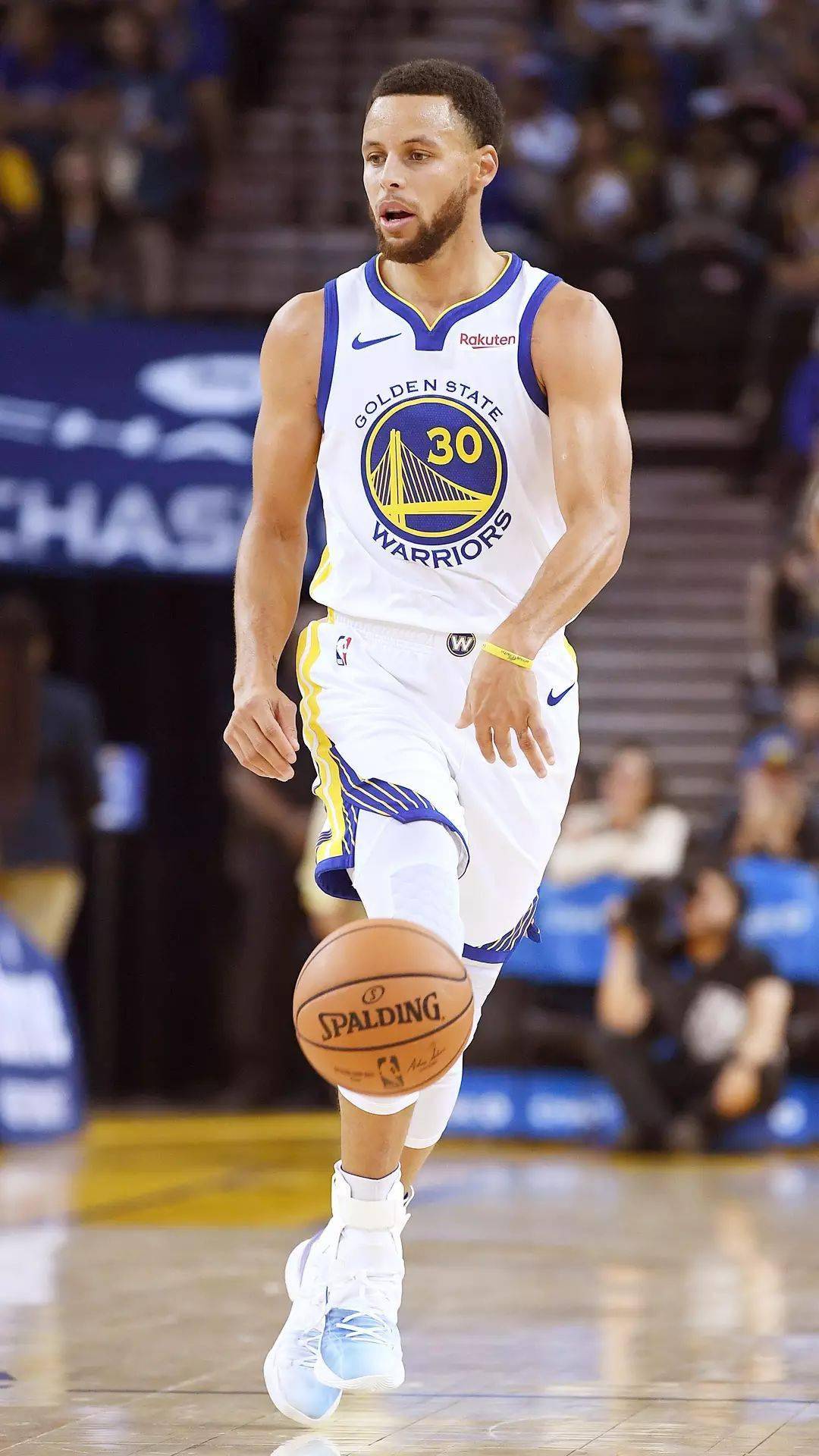 更实现了球 更实现了球