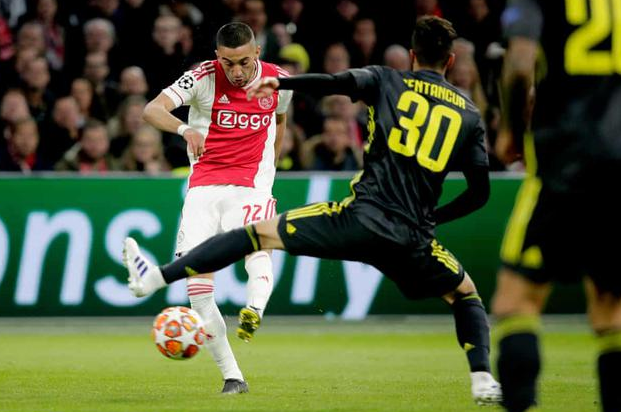 更是在关键 更是在关键